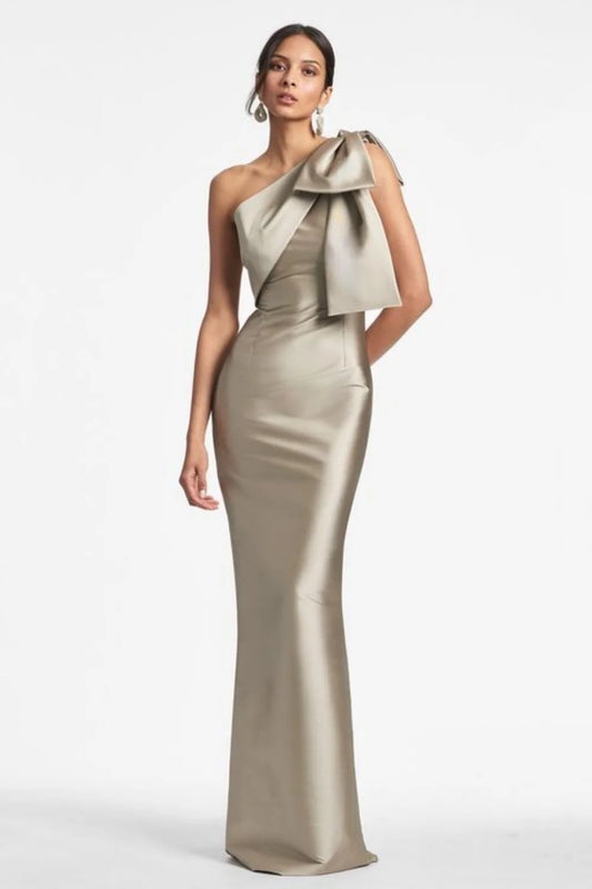 Opera Bow One-Shoulder Mermaid Gown