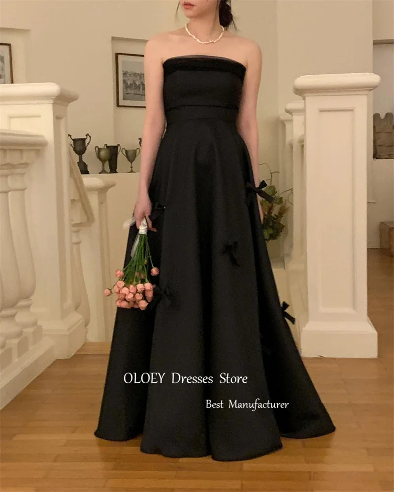 Noir Bowknot Strapless A-Line Gown